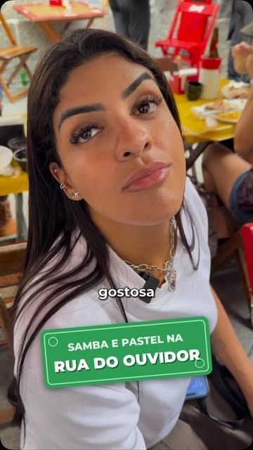 Jessica na Rua do Ouvidor